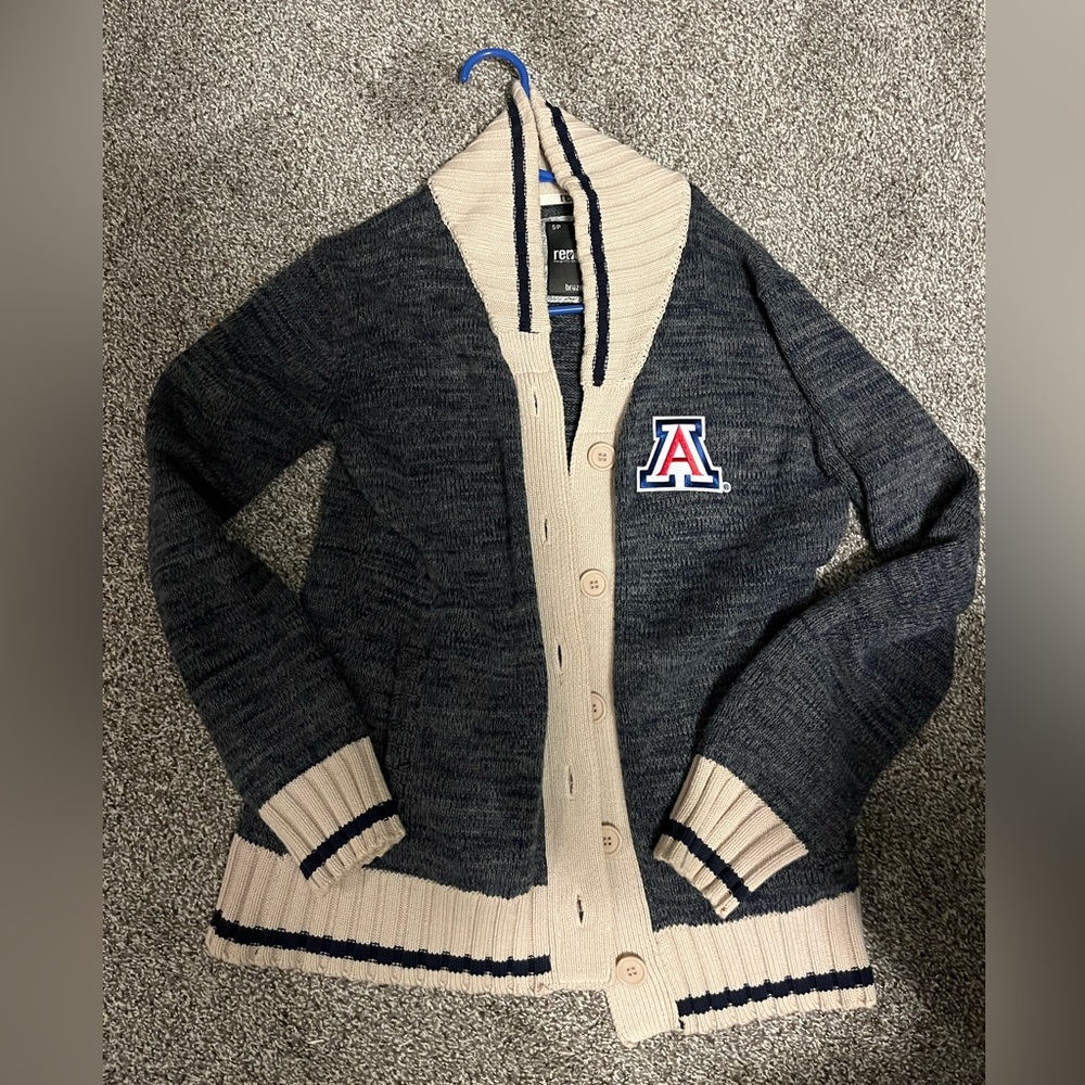 University of Arizona women’s Renu cardigan size small